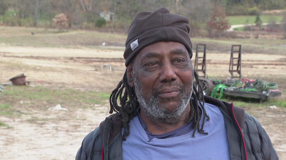 Robert Pierce is using his own crops and donations from the community to host a community meal...