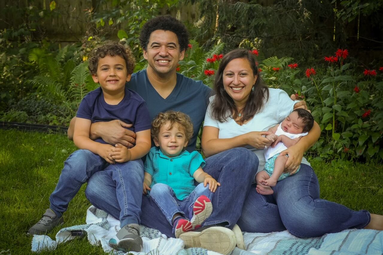 Wisconsin mom of three shares unique battle overcoming infertility - Vimarsana News