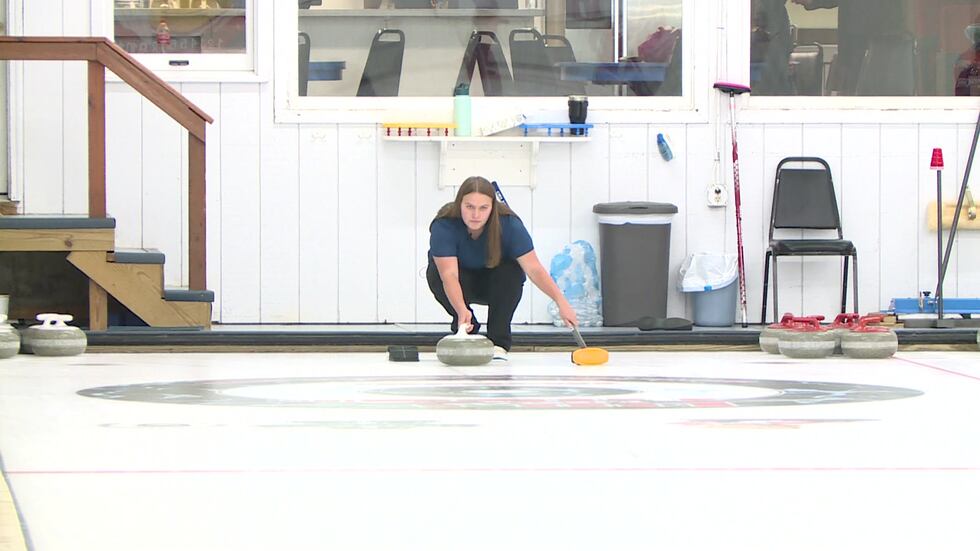 Poynette High School Teagan Thurston has qualified Youth Olympic Games in curling.