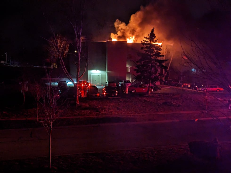 Fire at apartment building in Monona